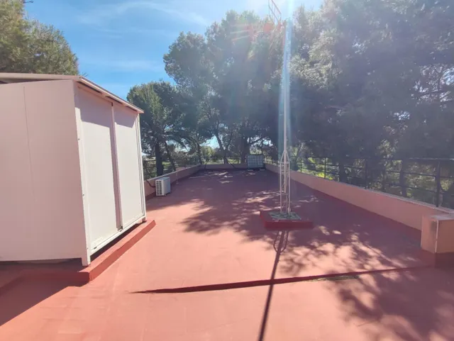 GRAN VIILA EN LOS BALCONES MUY CERCA DE LA LAGUNA DE LA SAL. — 11