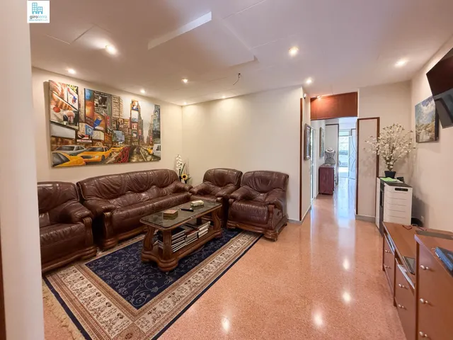 PLANTA BAJA CON GARAJE EN VENTA — 9