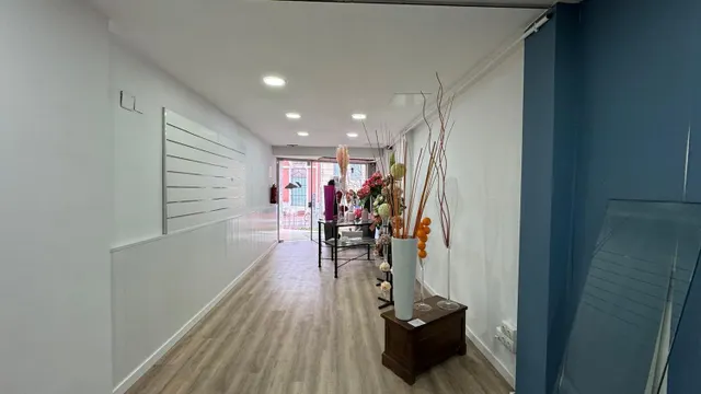 Local comercial 71m² en alquiler - Centre — 4