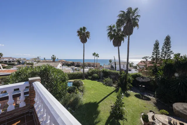 Chalet independiente con vistas al mar en El Faro de Mijas — 8