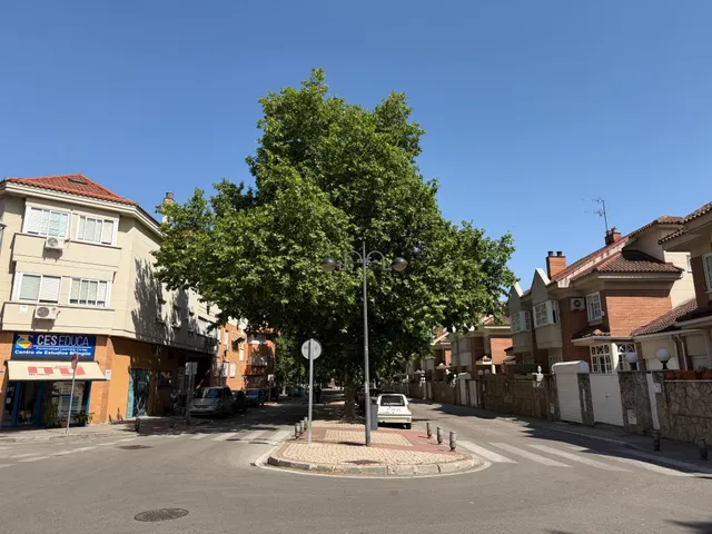 Casa / Chalet adosado en venta en Calle la Coruña, Leganés — 38