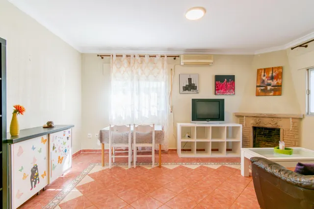 Venta de chalet en las mogarizas con 1125 metros de parcela urbano — 7
