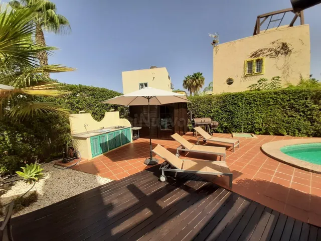 Villa de 4 habitaciones con piscina privada en Vera Playa a  - foto 4