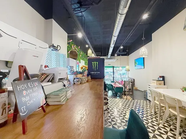 Traspaso bar-cafetería con terraza, Provençals del Poblenou — 11