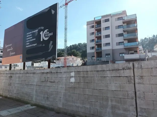 Venta de Edifício + 39 Pisos + Garaje en Calle 25 D'ABRIL Nº - foto 3