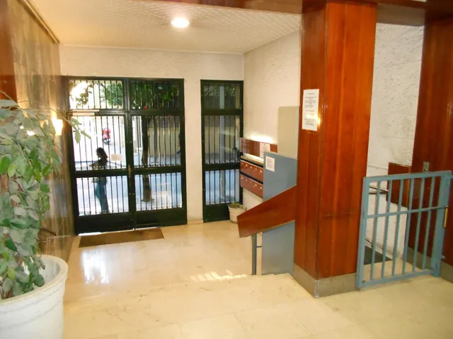 Se alquila oficina en zona Catedral — 8