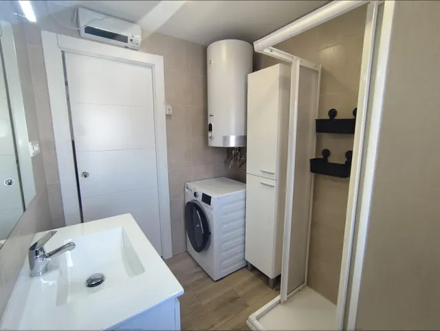 PISO REFORMADO EN ALQUILER POR habitaciones | 4 habitaciones — 15