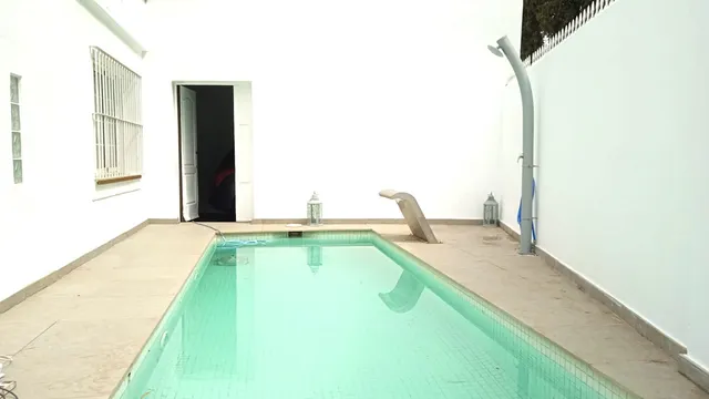 Villa 4 habitaciones 220m² en alquiler - Marbella — 9