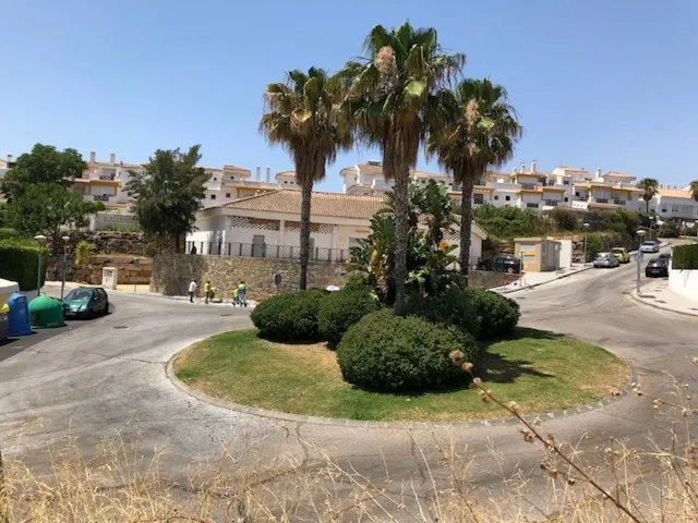 se vende parcela en Benalmadena Costa — 5