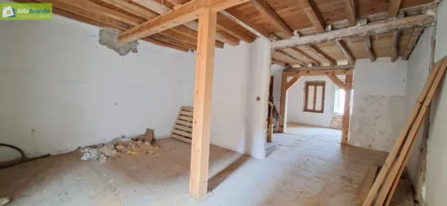 VIVIENDA PARA REFORMAR EN FUENTECÉN — 12