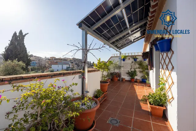 MARAVILLOSA CASA  A POCOS MINUTOS DEL CENTRO DE LA ZUBIA — 42