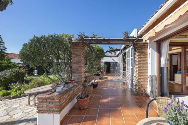 Chalet independiente con vistas al mar en El Faro de Mijas — 21