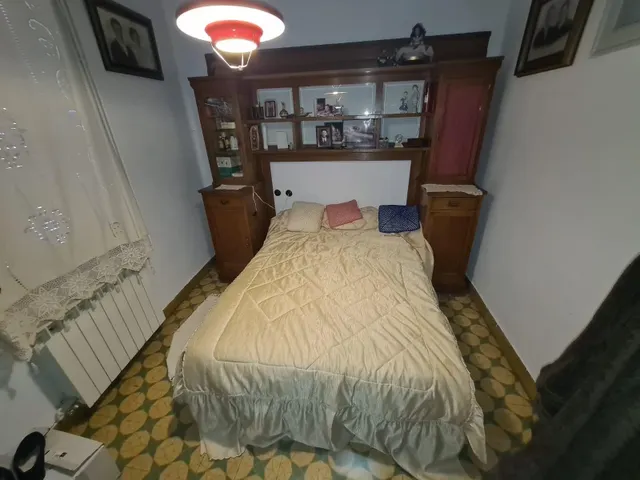 SE VENDE CASA EN VALENCIA DE DON JUAN, 2 PLANTAS, COCHERA, MERENDERO, MUCHAS POSIBILIDADES — 26