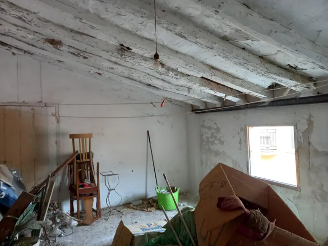 OCAQSION CASA DE PUEBLO A REFORMAR  PARCIALMENTE EN BENIFALLET — 20