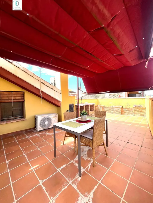 PRECIOSO ÁTICO DÚPLEX EN LA MEJOR ZONA DE LA ZUBIA — 27