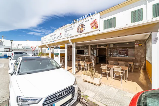 Local Comercial con terraza cerca del mar en el Puerto de Alcudia — 15