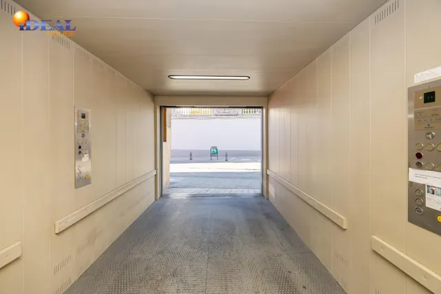 Barrio del Realejo. Sacamos a la venta dos plazas de garaje para coche muy grande. — 8