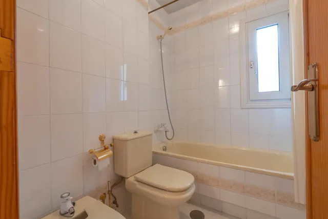 Excepcional chalet pareado cerca a Avenida Europa en Pozuelo de Alarcón — 48