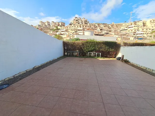 Apartamento con jardín de 40m2 en planta baja en Los Collados — 27