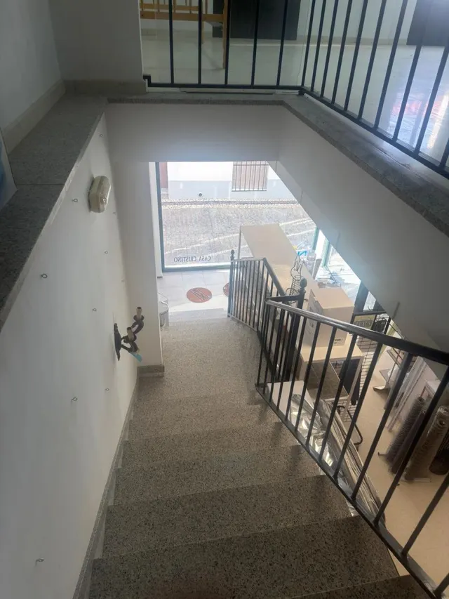 Local comercial con sótano, patio y nave con pozo de agua — 15