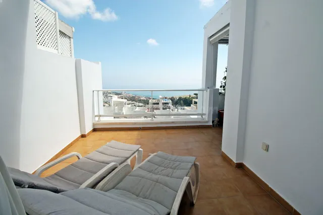 Venta de ático dúplex con dos dormitorios en Benalmádena, Má - foto 2