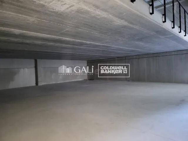 VENTA NAVE INDUSTRIAL - LA MASSANA - foto 2