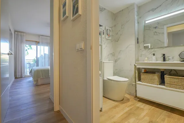 Piso reformado en Cambrils con piscina y parking incluido — 32
