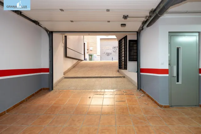 Casa exclusiva junto a Acera del Darro. Pleno centro de Granada. Seminueva y con ascensor propio — 49