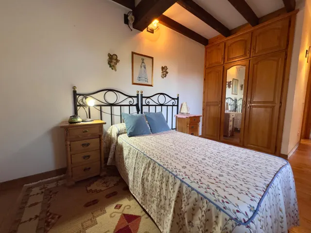CASA CON JARDIN EN LIANDRES — 14