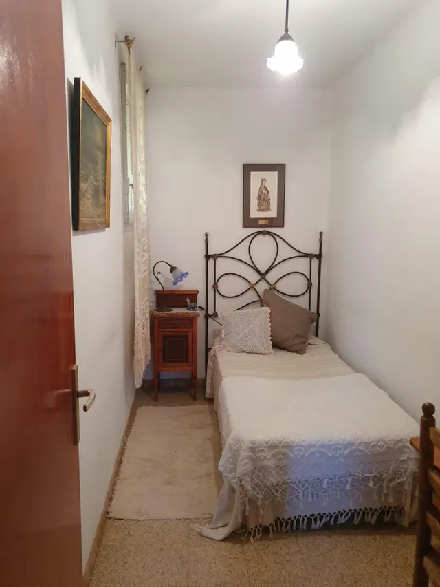 CASA EN VENDA A SANT MARTÍ DE TOUS -  GARATGE + PIS + GOLFES + JARDÍ — 9