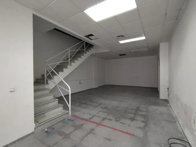 LOCAL comercial (200m2) en ALQUILER  zona PLAZA DE CREVILLENTE — 6