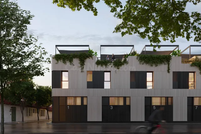 Adosado 4 habitaciones 340m² en venta - Málaga Este
