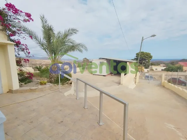 Casa con terreno en JARAVIA (Pulpi) — 39