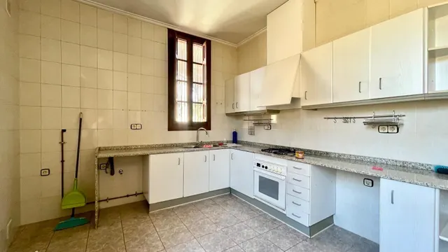 Casa de pueblo en la zona residencial de Rocafort — 20