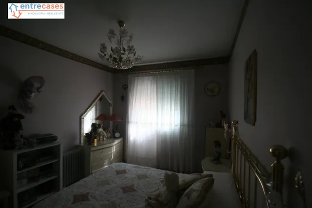 PRECIOSA CASA ADOSADA EN POLÍGONO 3, PARA ENTRAR A VIVIR — 29
