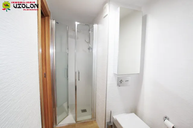 Piso en alquiler junto al Palacio de Congresos, 4 dormitorios, 2 baños — 29