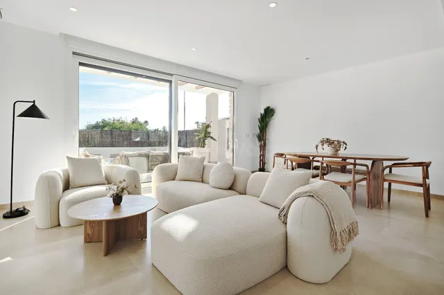 Villa exclusiva con piscina privada en parcela amplia en Ori - foto 3