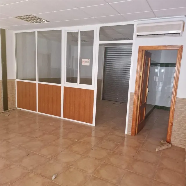 LOCAL COMERCIAL FRENTE A COLEGIO SANTO DOMINGO - ORIHUELA - — 13