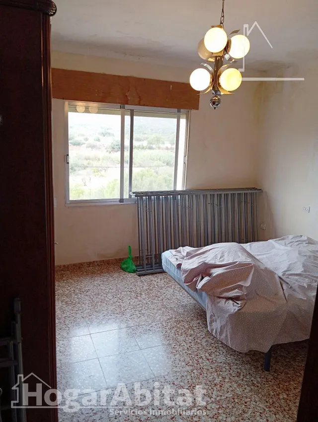 ¡Vistas a las montañas! Casa luminosa con garaje y dos grandes terrazas, cerca del ayuntamiento — 27