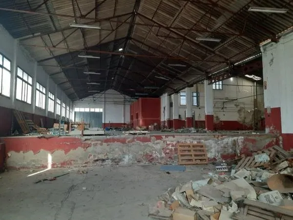 Local comercial antes una bodega — 9