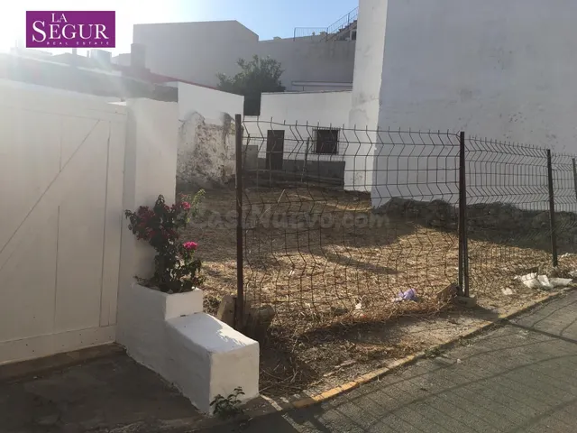 OPORTUNIDAD PARA CONSTRUIR - TERRENO URBANIZABLE CON PROYECT