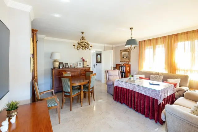 MAGNÍFICO CHALET EN URB. SUEÑOS DE CADIMA, ALHENDIN — 5