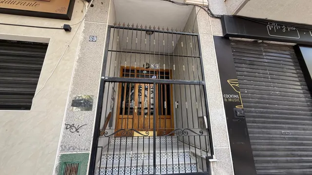 Apartamento 1 habitación 54m² en venta - Estacion de autobuses — 35