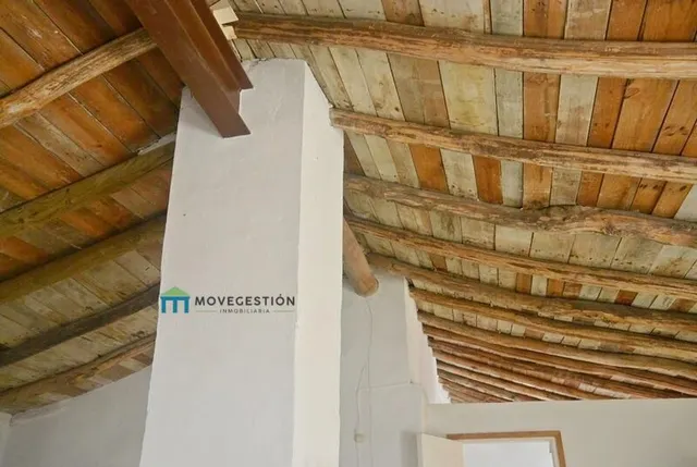 CASA EN VILLALUENGA DEL ROSARIO — 10