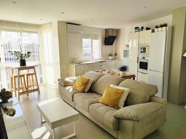 PISO LOFT EN CENTRO DE MOTRIL