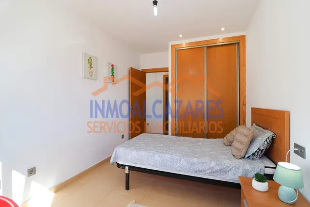 Centrico apartamento de 2 dormitorios, 1 baño y cochera privada. en torre pacheco, Murcia. — 28