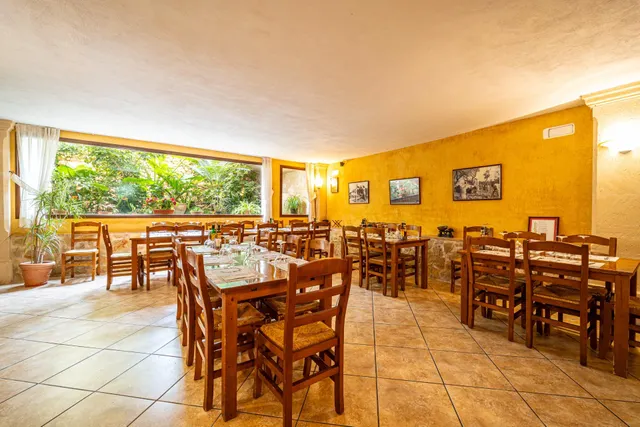 Restaurante de 541m2 en pleno funcionamiento en Maria de la Salud — 3