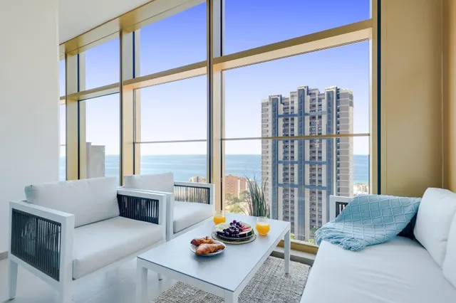 Se vende preciosos apartamento en Poniente con 2 dormitorios, 1 baño, parking y trastero — 6