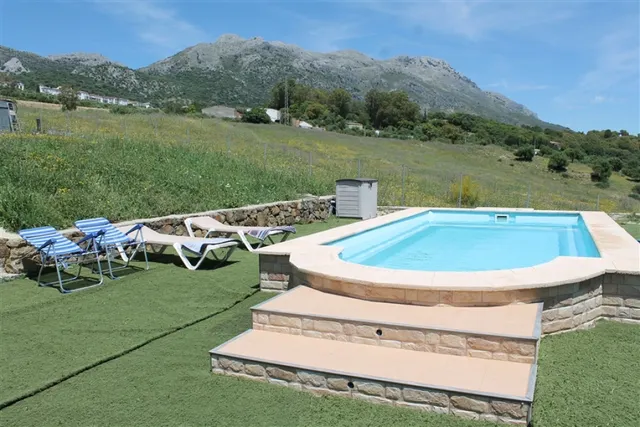 Casa-Chalet en Venta en Cortes De La Frontera Málaga - foto 2