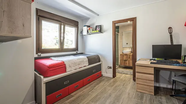 Chalet 4 habitaciones 214m² en venta - Centro — 7